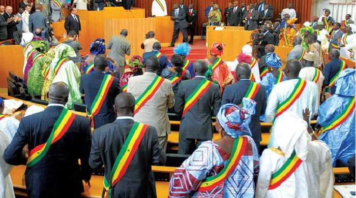 Benno Vs Coalition Diomaye Faye: Des ministres de Macky Sall veulent siéger à l’Assemblée nationale