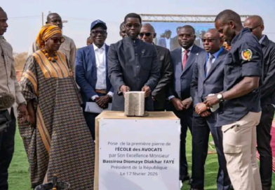 Pose de la première pierre de l’École des Avocats : Une étape historique franchie à Diamniadio Pose de la première pierre de l’École des Avocats : Une étape historique franchie à Diamniadio