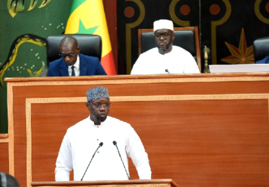 À L’ASSEMBLÉE, LE PREMIER MINISTRE OUSMANE SONKO PRÉSENTE LES RECOURS ENVISAGÉS POUR LES SUPPORTERS CONDAMNÉS AU MAROC