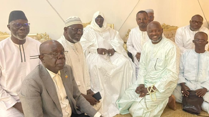 Candidature de Macky à l&rsquo;Onu: la Convergence citoyenne en audience chez le Khalife général des Layène