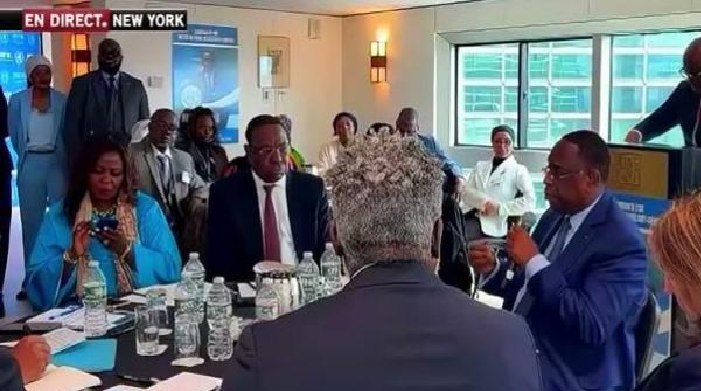Macky SALL vilipende PASTEF à New York : « Ce n’est pas par la rue qu’on acquiert le pouvoir »