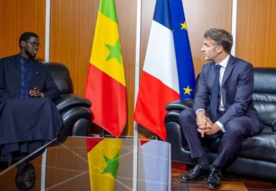 Tête-à-tête entre les présidents Faye et Macron : coopération bilatérale et défis globaux au centre des échanges