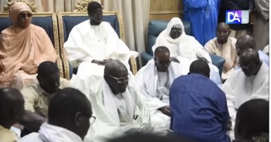 TOUBA / Serigne Mountakha exhorte Diomaye à « tout faire pour que la vie des populations soit moins dure » après lui avoir témoigné tout son attachement. TOUBA / Serigne Mountakha exhorte Diomaye à « tout faire pour que la vie des populations soit moins dure » après lui avoir témoigné tout son attachement.