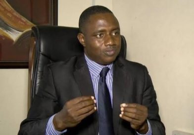 Révision constitutionnelle : Le Dr Yoro Dia fustige une « arme politique de distraction massive »