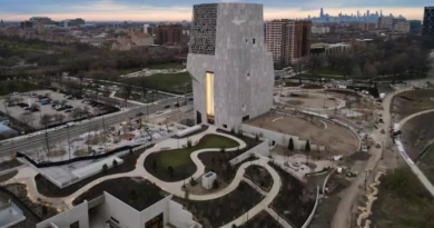 Obélisque en granit de 69 mètres, 850 millions de dollars…