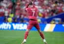 Cristiano Ronaldo devient le premier joueur à marquer au moins un but lors de six Coupes du monde différentes Cristiano Ronaldo devient le premier joueur à marquer au moins un but lors de six Coupes du monde différentes