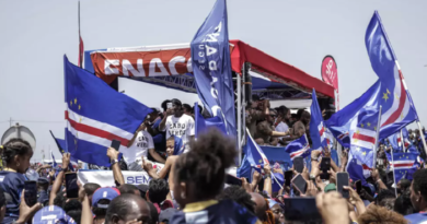 Les joueurs du Cap-Vert célébrés à leur retour au pays après un parcours héroïque Les joueurs du Cap-Vert célébrés à leur retour au pays après un parcours héroïque