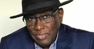 «Diomaye doo Sonko»: Les escarmouches de Dakar, un défi stratégique pour le Mali et l’AES (Confidentiel Afrique) Par Dicko Seidina Oumar «Diomaye doo Sonko»: Les escarmouches de Dakar, un défi stratégique pour le Mali et l’AES (Confidentiel Afrique) Par Dicko Seidina Oumar