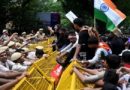Inde: tirs de gaz lacrymogènes contre des manifestants dénonçant les fraudes aux examens Inde: tirs de gaz lacrymogènes contre des manifestants dénonçant les fraudes aux examens