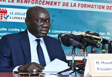 Corruption : il ne manque que quatre points au Sénégal pour sortir de la zone rouge, selon le président de l’OFNAC Corruption : il ne manque que quatre points au Sénégal pour sortir de la zone rouge, selon le président de l’OFNAC