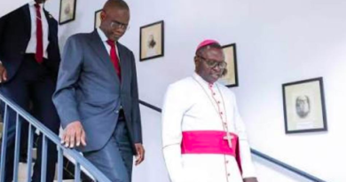 Ahmadou Al Aminou Lô à la cathédrale de Dakar : le Gouvernement réaffirme son soutien à l’Église Ahmadou Al Aminou Lô à la cathédrale de Dakar : le Gouvernement réaffirme son soutien à l’Église