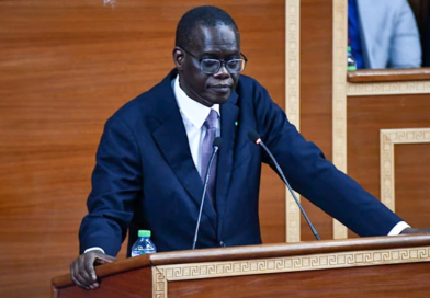 Le PM rectifie le député Amadou Ba : « Je n’ai pas parlé d’ajustement structurel » Le PM rectifie le député Amadou Ba : « Je n’ai pas parlé d’ajustement structurel »