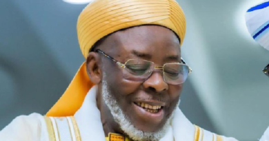 Décès de Cheikh Macky Ibrahima Niass, l’une des figures de la Fayda Tidjaniya à Médina Baye Décès de Cheikh Macky Ibrahima Niass, l’une des figures de la Fayda Tidjaniya à Médina Baye
