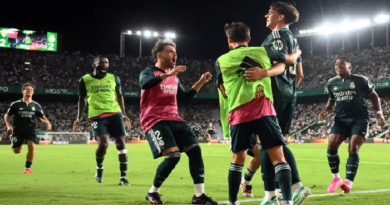 Espagne: le Real Madrid s&rsquo;en sort à Elche grâce à Espi et Mbappé