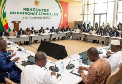 Situation économique et tensions sociales : LE PATRONAT DÉCODE LE PACTE Situation économique et tensions sociales : LE PATRONAT DÉCODE LE PACTE