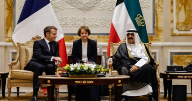France: malgré la crise, Emmanuel Macron entame une tournée dans le Golfe avec le pétrole en ligne de mire France: malgré la crise, Emmanuel Macron entame une tournée dans le Golfe avec le pétrole en ligne de mire